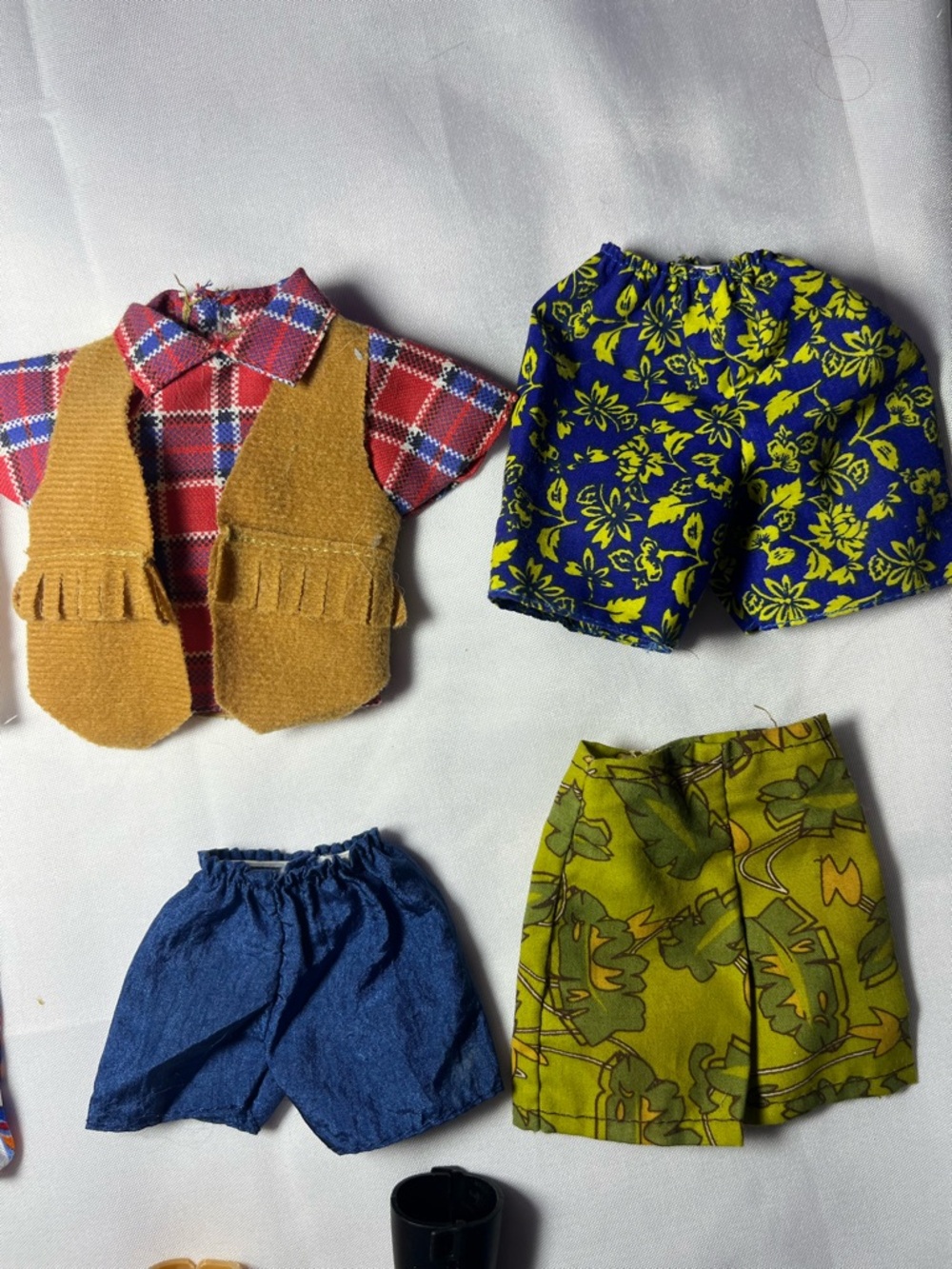 Vintage Ken Doll Clothes Lot Cowboy Outfit Swim Trunks‎ Shoes Mixed 90s Y2K - Picture 3 of 5